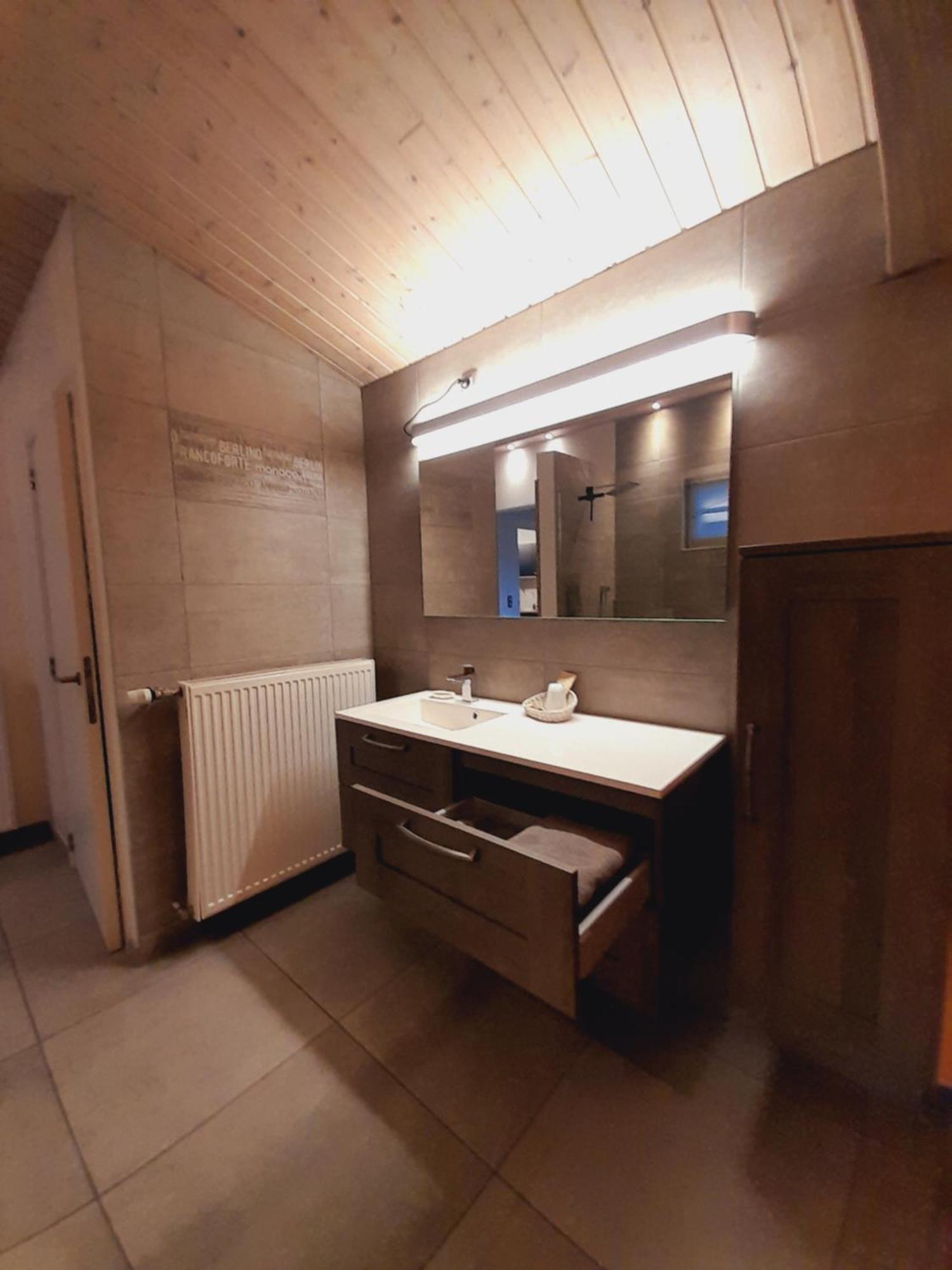 Appart Hotel Au Pied De Vigne Vresse-sur-Semois Dış mekan fotoğraf